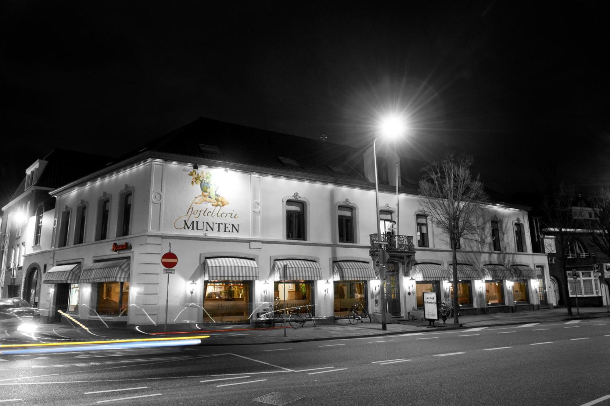 Hotel Munten Weert Bagian luar foto