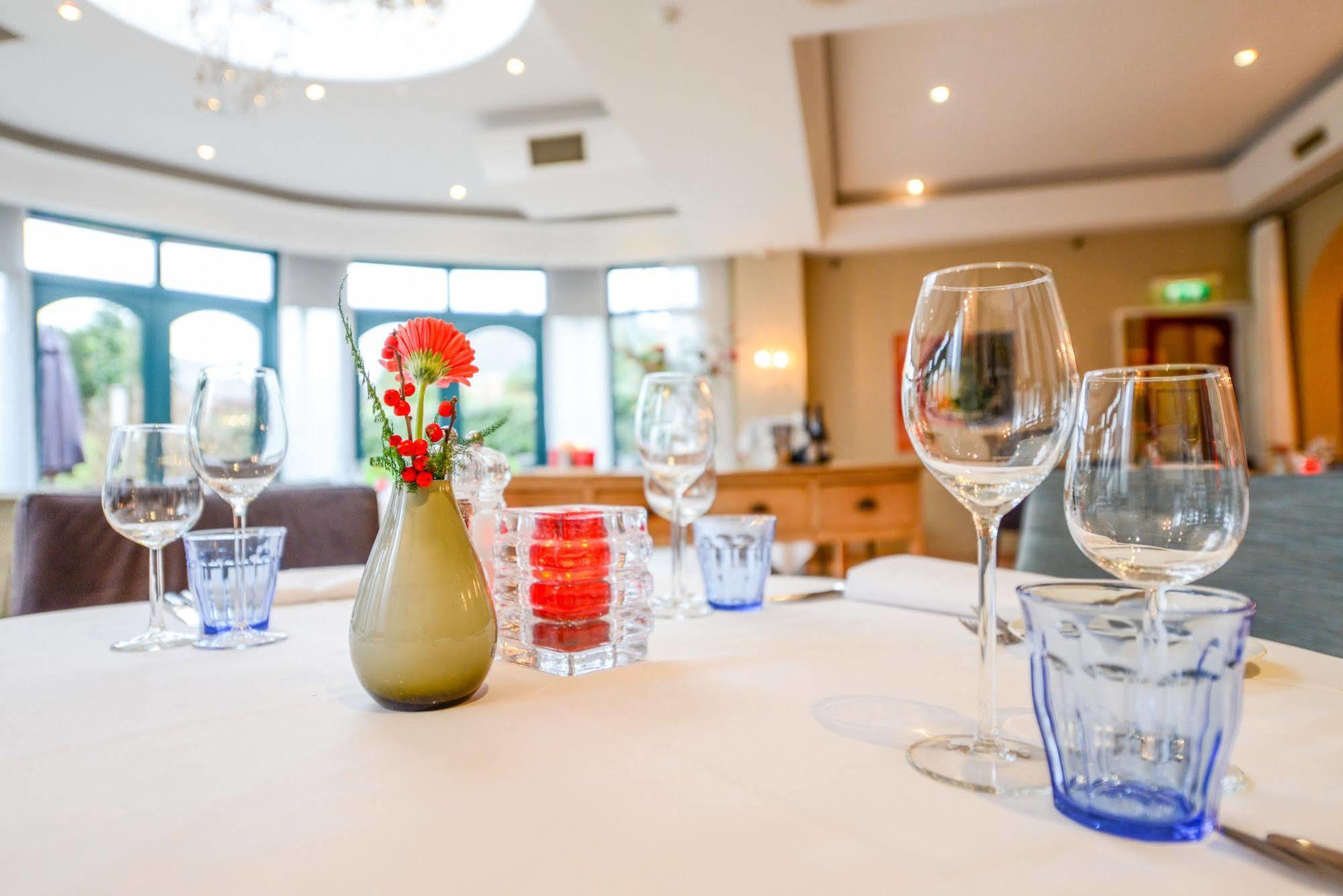 Hotel Munten Weert Bagian luar foto